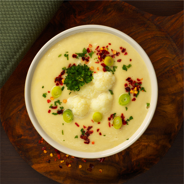 Enkel blomkålsuppe med kyllingkraft
