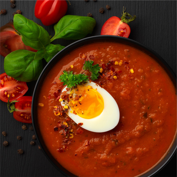 Prøv beinbuljong i en deilig Chunky Tomatsuppe