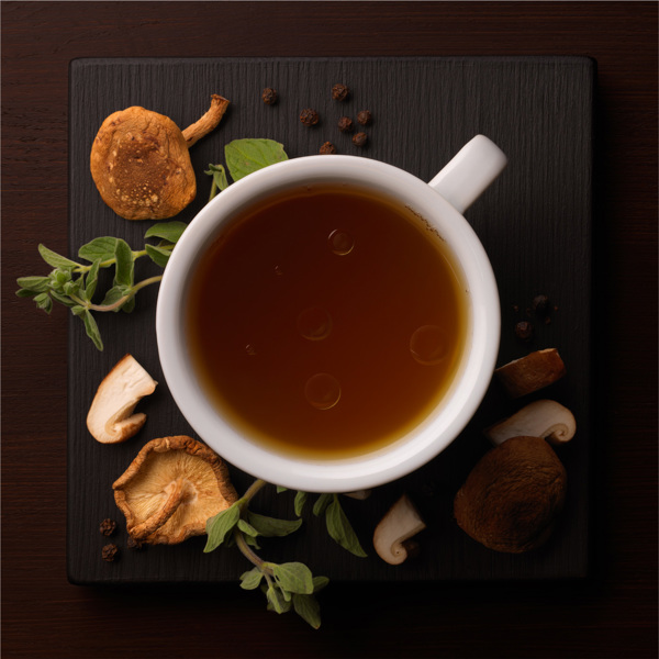 Japansk Shitake Broth med beinbuljong