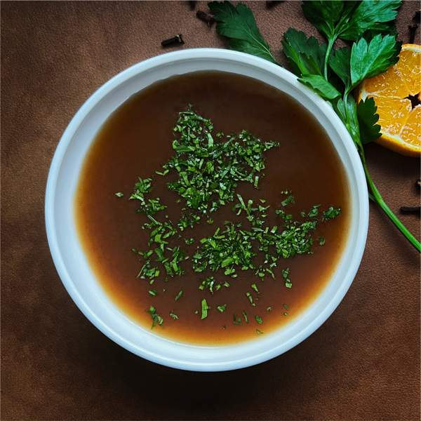 Vegansk glutenfri julesaus med grønnsakskraft
